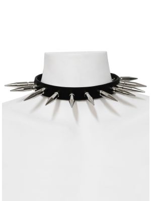Långa spikes nithalsband-1