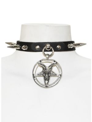 The beast spiknit choker