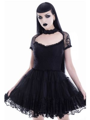 She's in Parties klänning